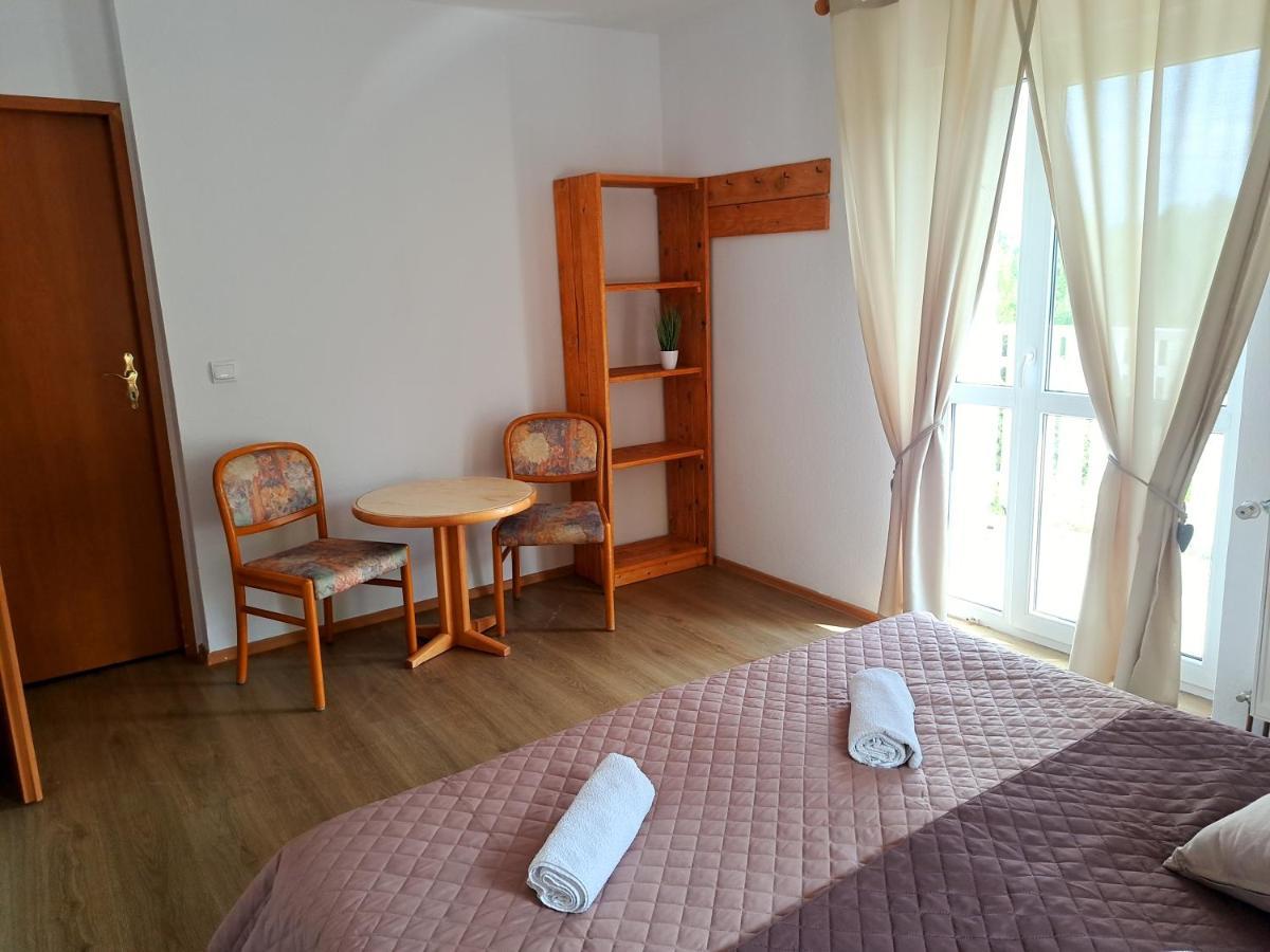 Gorskie Zacisze Bed & Breakfast Borowice Dış mekan fotoğraf